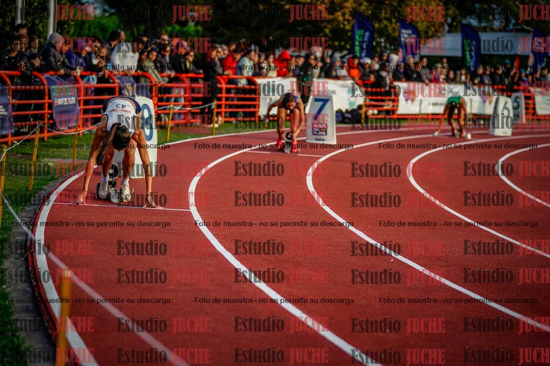 Fotos de los relevos 4x400 m de mujeres