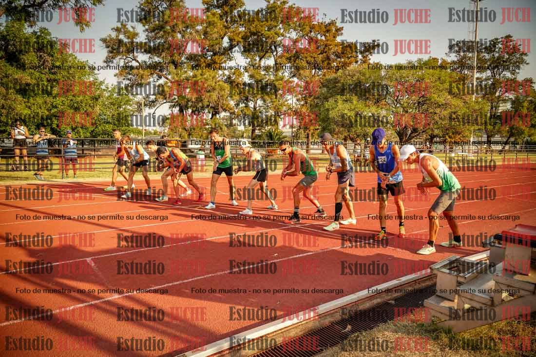Fotos de los 5000 m llanos de mujeres y varones