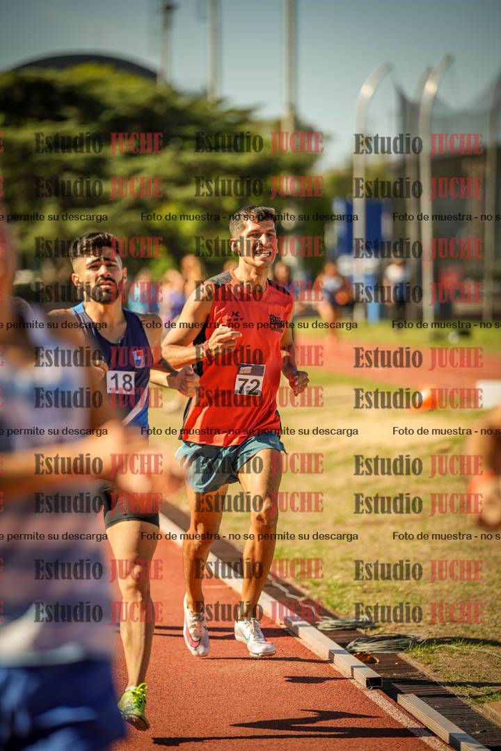Fotos de los 800 m llanos de varones