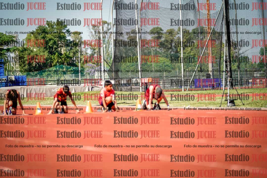 Fotos de los 50 m llanos de varones
