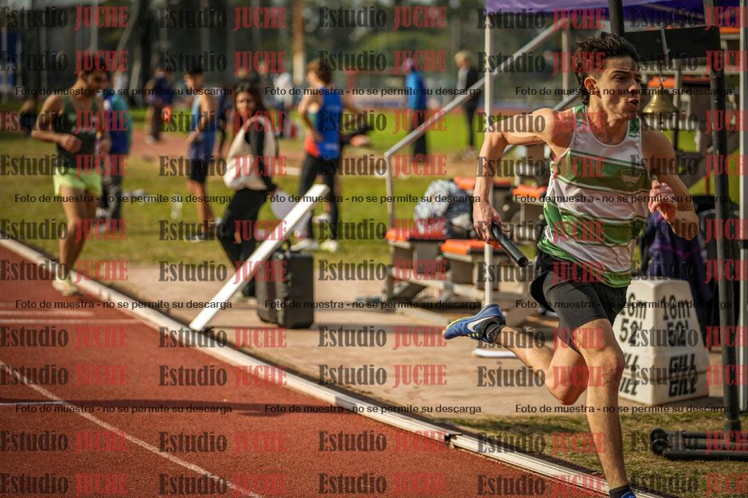 Fotos de las postas 4x400 m llanos de varones