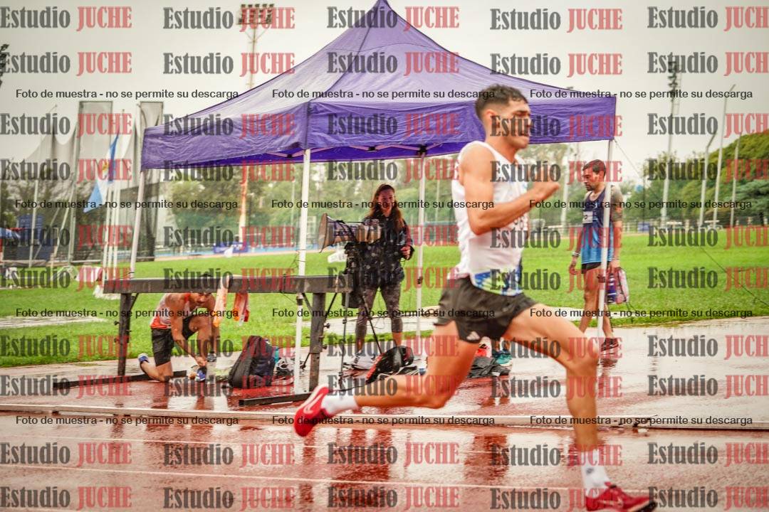 Fotos de los 800 m de varones