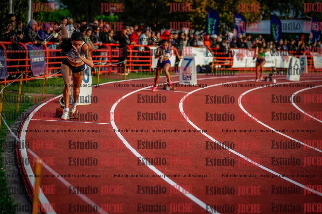 Fotos de los relevos 4x400 m de mujeres