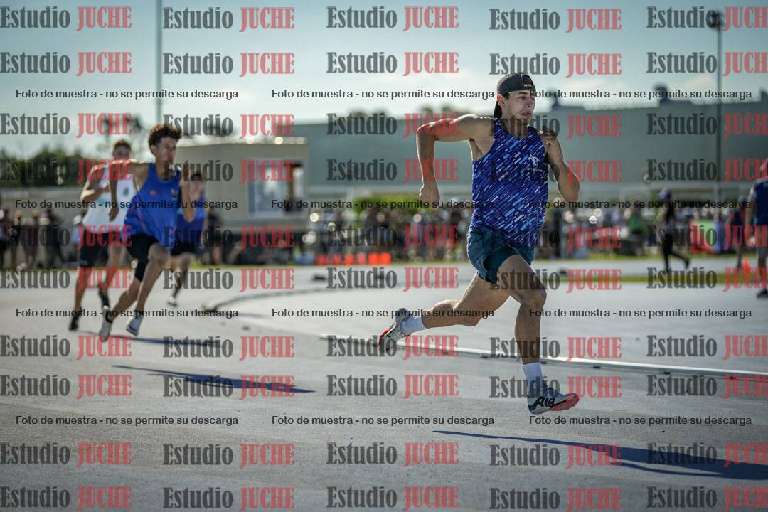 Fotos de los 400 m llanos de varones