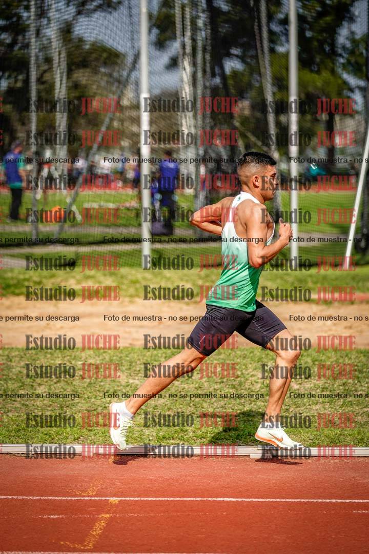 Fotos de los 3000 m llanos de varones