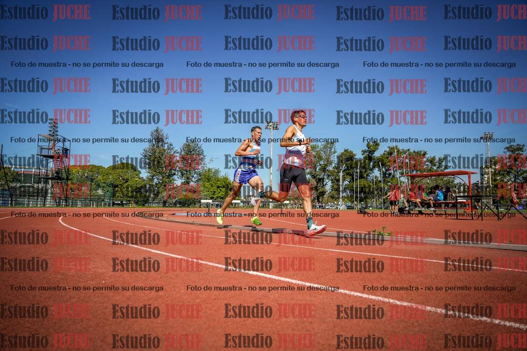 Fotos de los 5000 m llanos de mujeres y varones