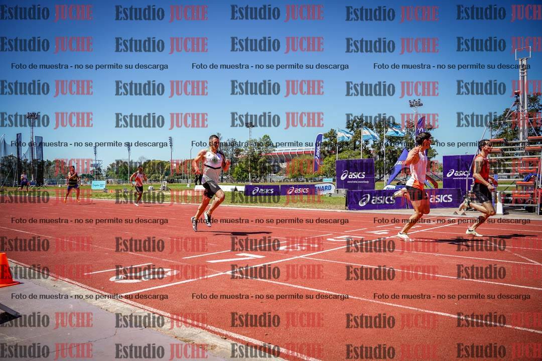 Fotos de los 400 m llanos de varones