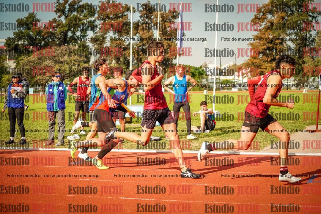 Fotos de las postas 4x400 m llanos de varones