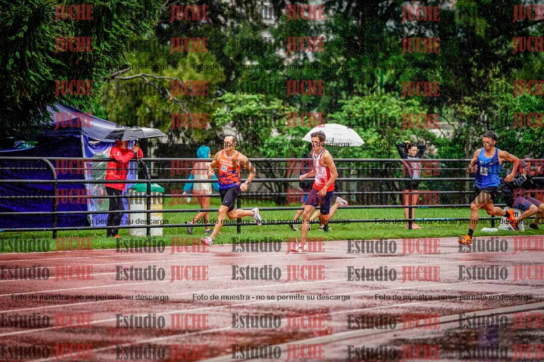 Fotos de los 800 m de varones