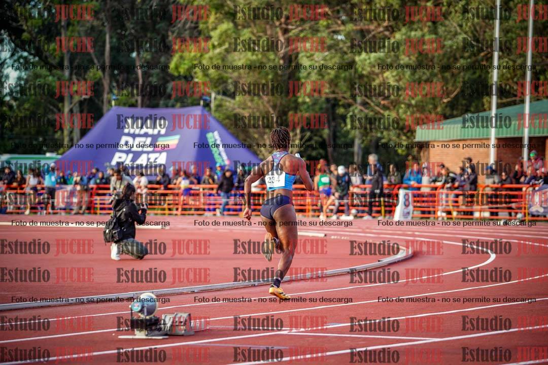 Fotos de los relevos 4x400 m de mujeres