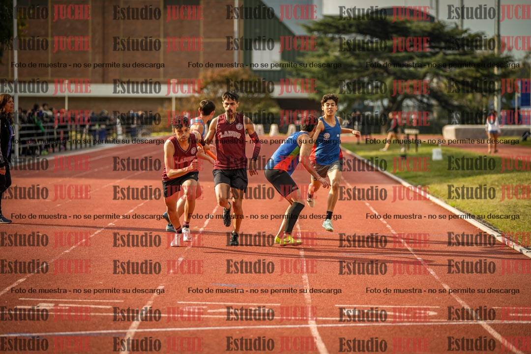 Fotos de las postas 4x400 m llanos de varones