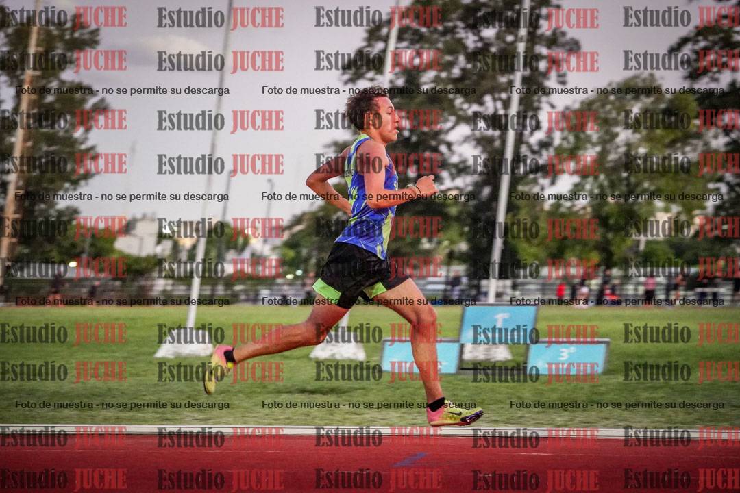 Fotos de los 1500 m llanos de varones
