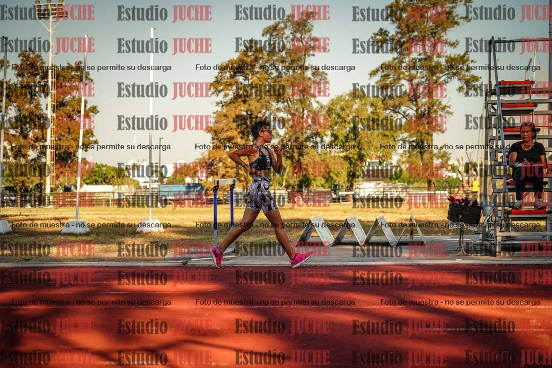 Fotos de los 3000 m de marcha de mujeres y varones