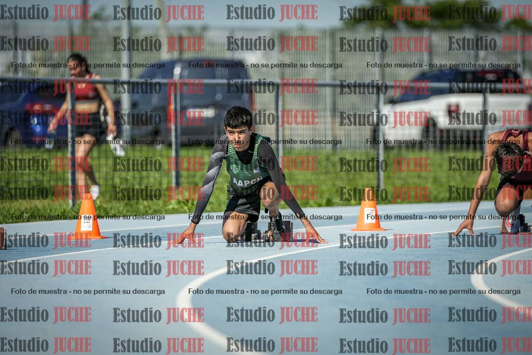 Fotos de los 150 m llanos de varones