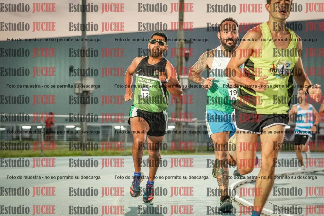 Fotos de los 3000 m llanos de varones