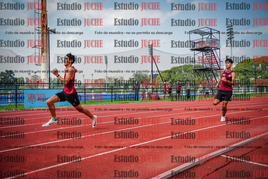 Fotos de los 200 m llanos de varones