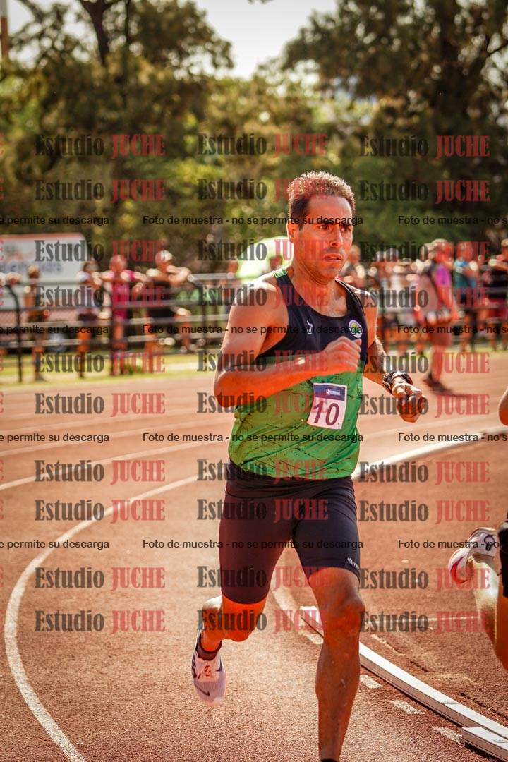 Fotos de los 800 m llanos de varones