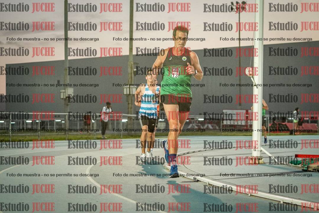 Fotos de los 3000 m llanos de varones