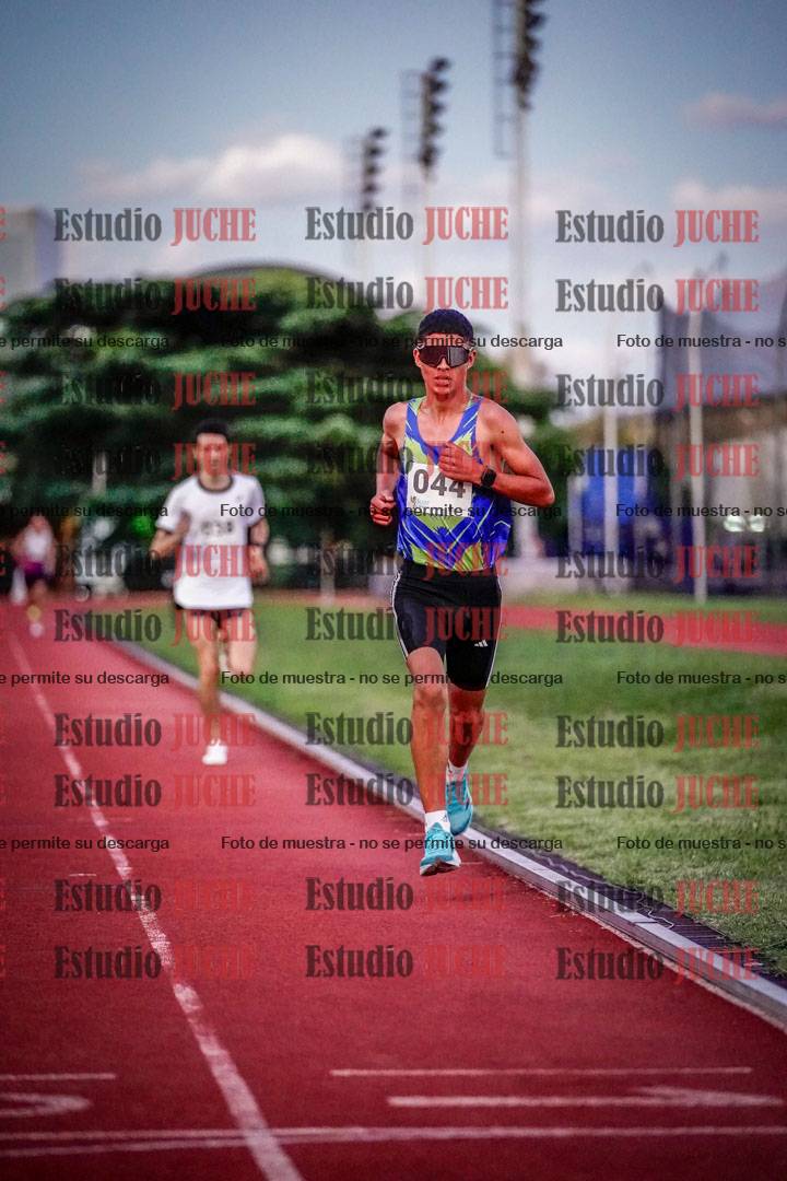 Fotos de los 1500 m llanos de varones