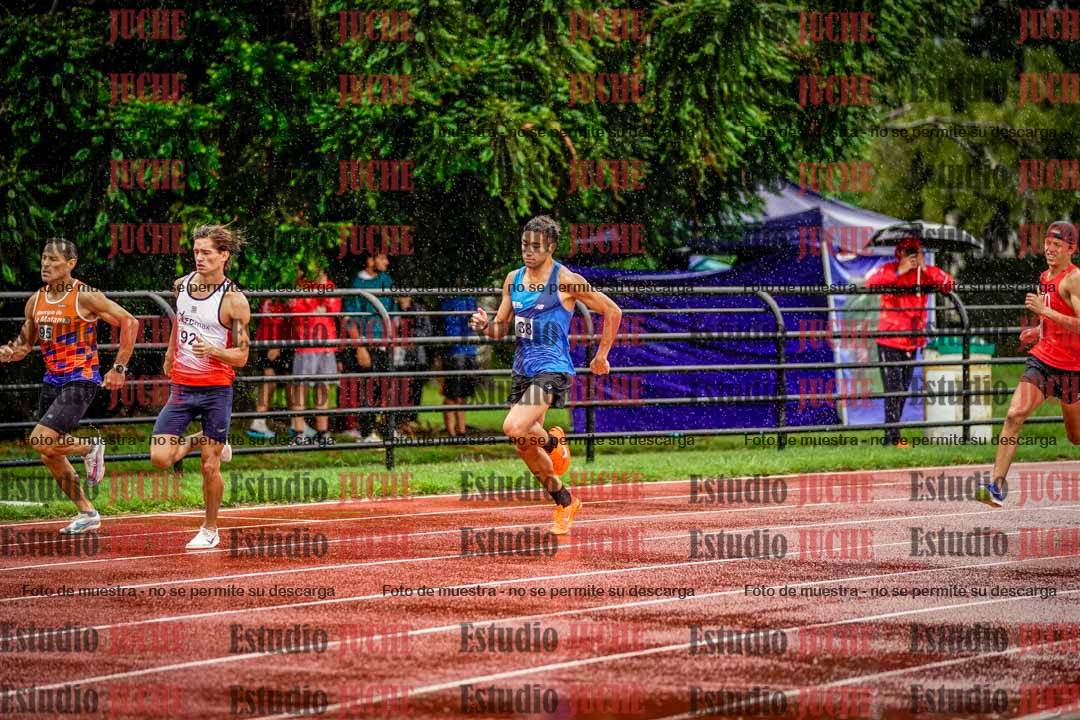 Fotos de los 800 m de varones