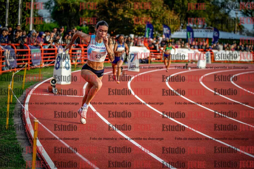Fotos de los relevos 4x400 m de mujeres