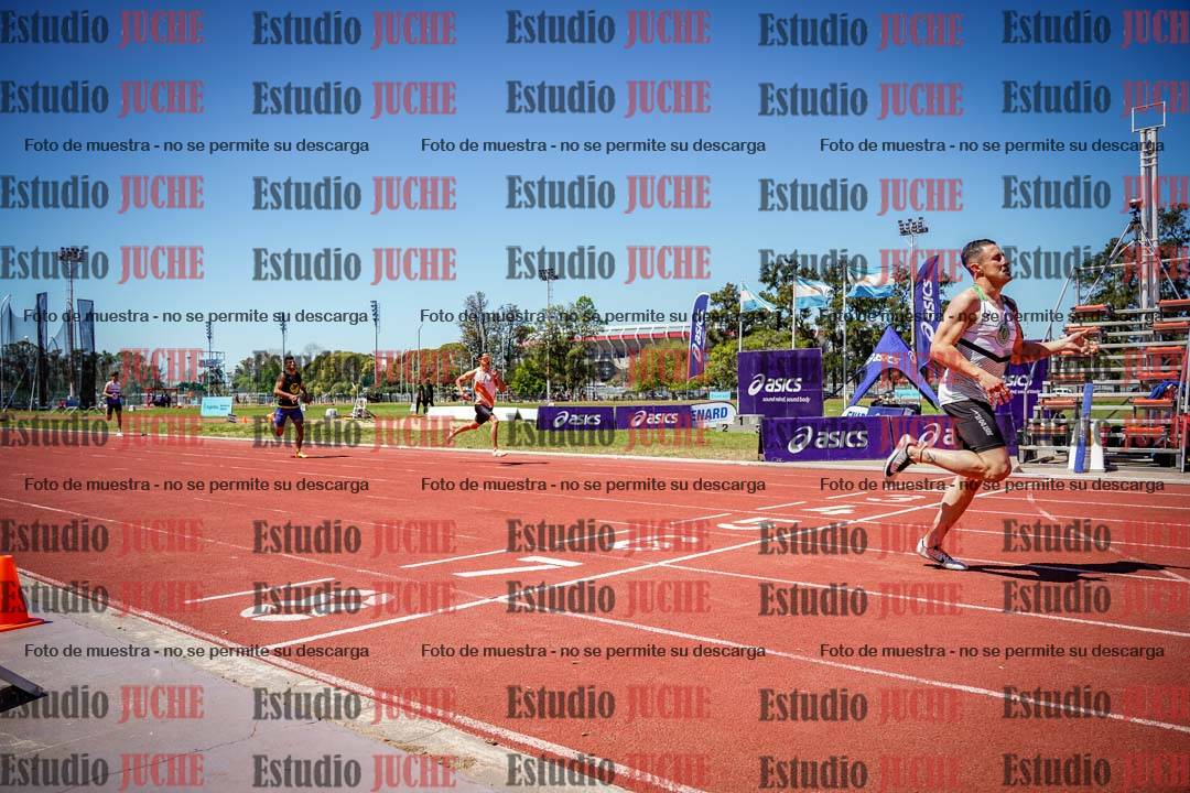 Fotos de los 400 m llanos de varones