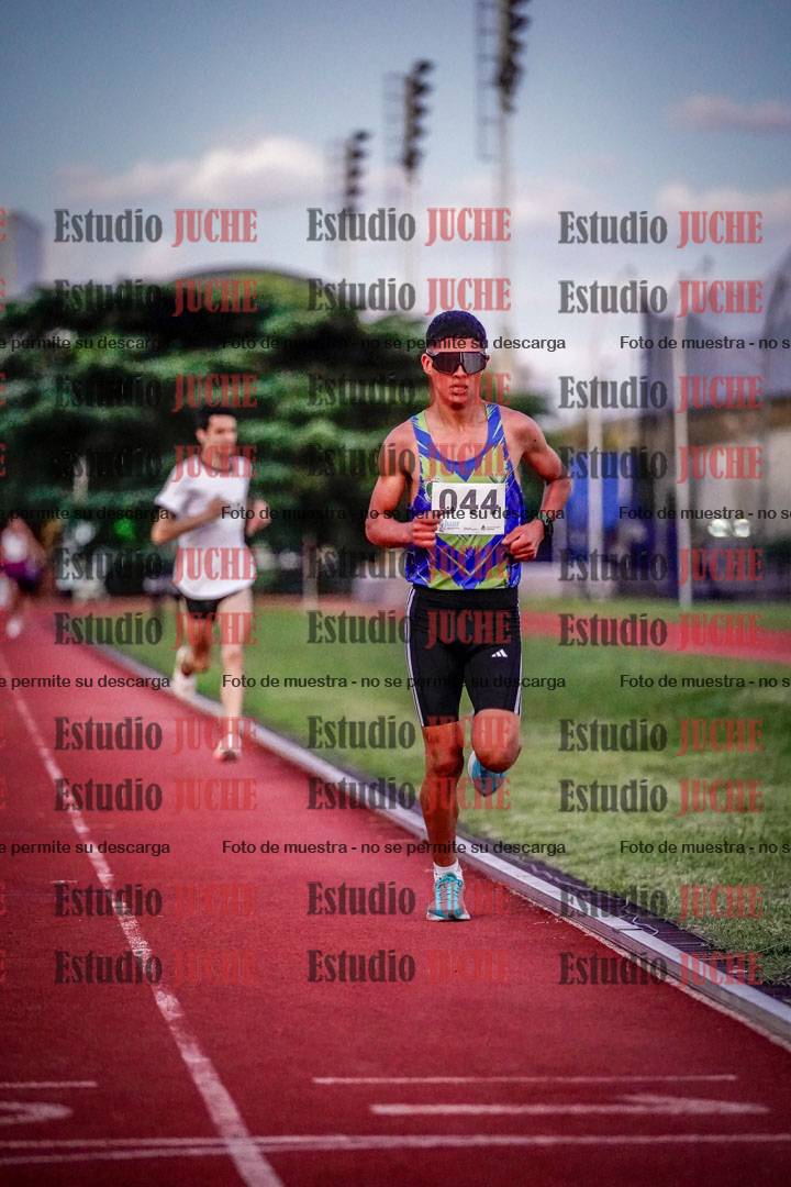 Fotos de los 1500 m llanos de varones