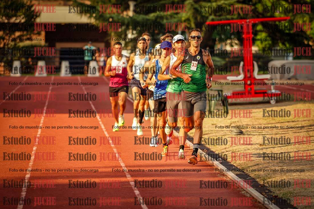 Fotos de los 5000 m llanos de mujeres y varones