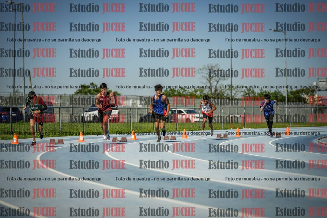 Fotos de los 150 m llanos de varones