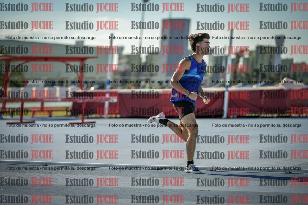 Fotos de los 400 m llanos de varones