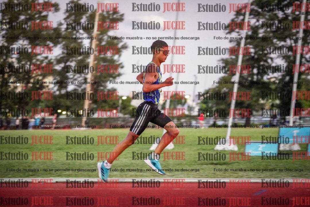 Fotos de los 1500 m llanos de varones