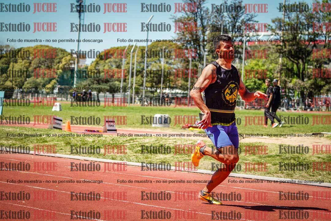 Fotos de los 400 m llanos de varones