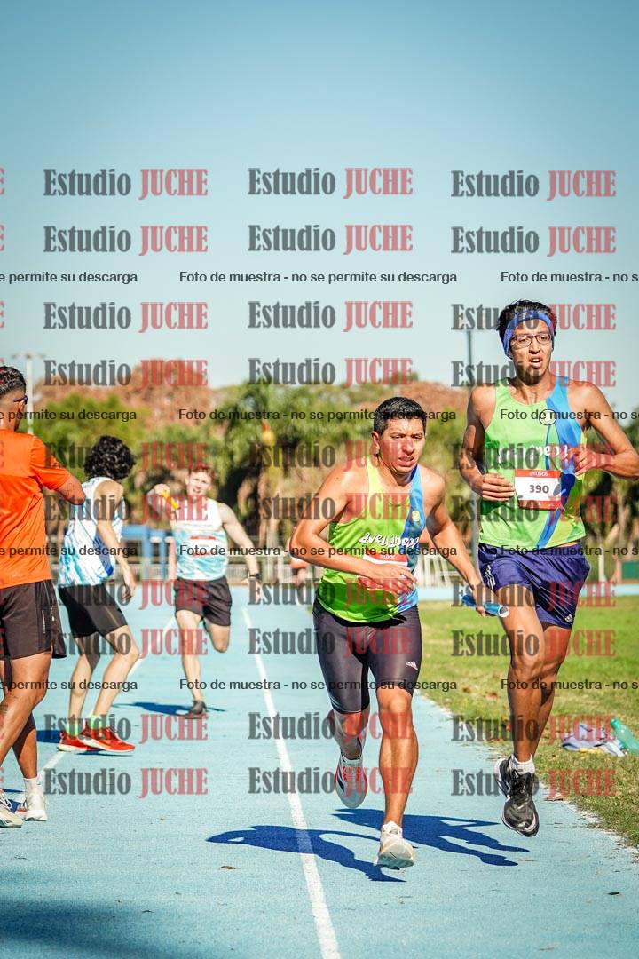 Fotos durante los relevos