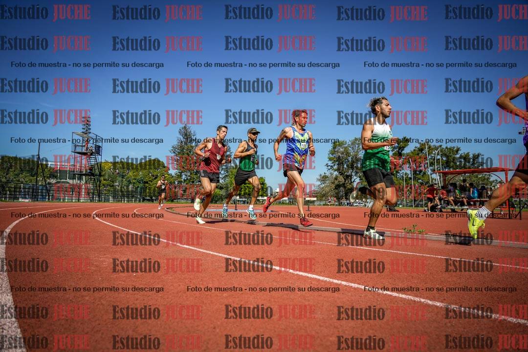 Fotos de los 5000 m llanos de mujeres y varones