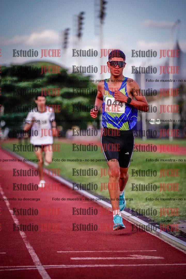 Fotos de los 1500 m llanos de varones