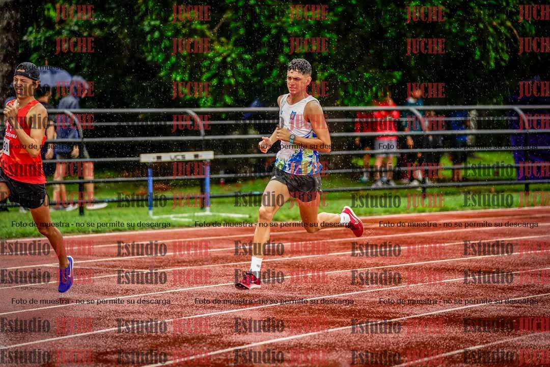 Fotos de los 800 m de varones