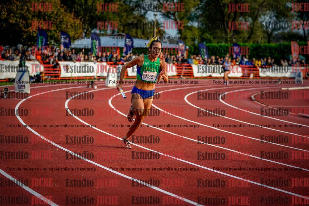 Fotos de los relevos 4x400 m de mujeres