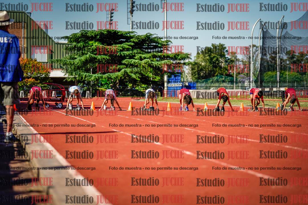Fotos de los 50 m llanos de varones