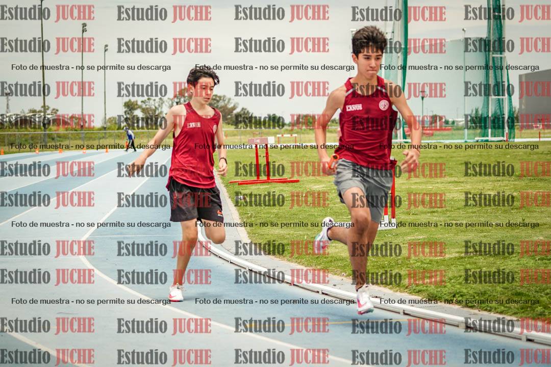 Fotos de las postas 4x200 m llanos de varones