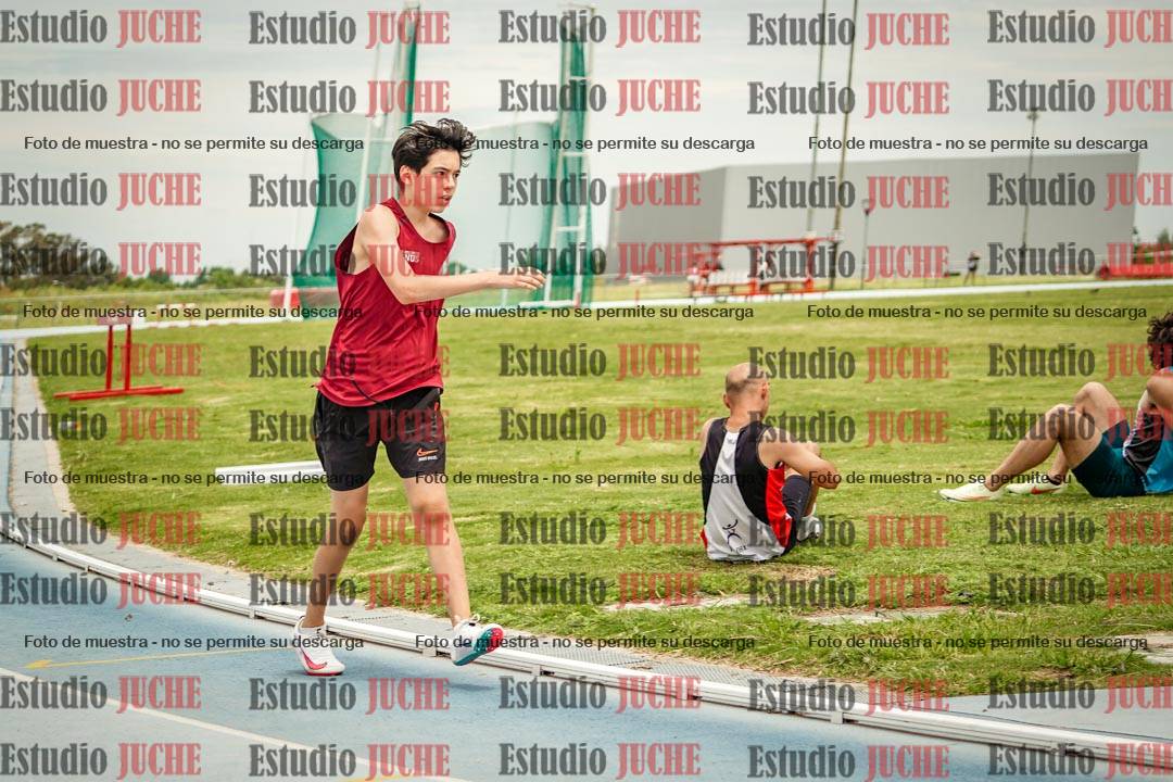 Fotos de las postas 4x200 m llanos de varones