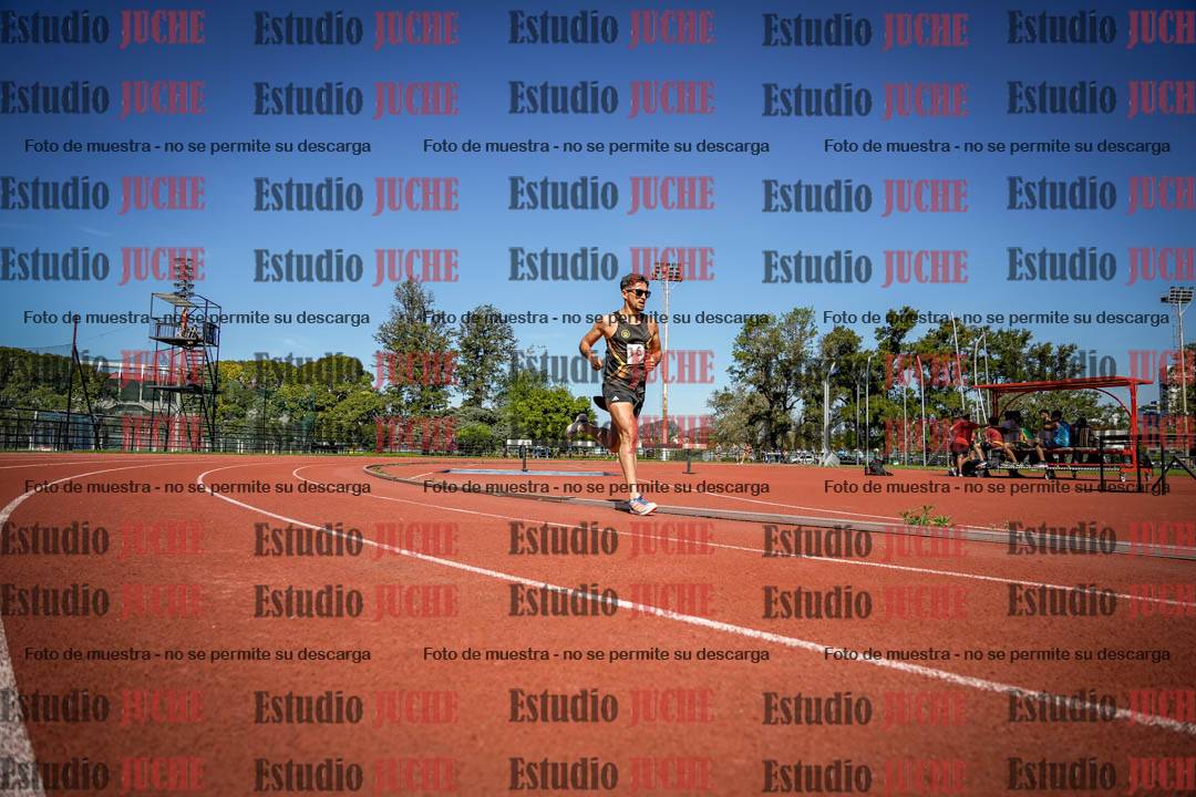 Fotos de los 5000 m llanos de mujeres y varones