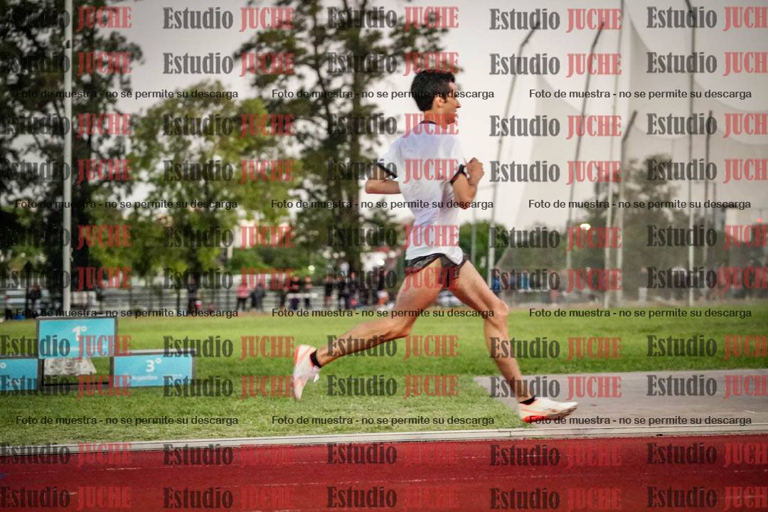 Fotos de los 1500 m llanos de varones