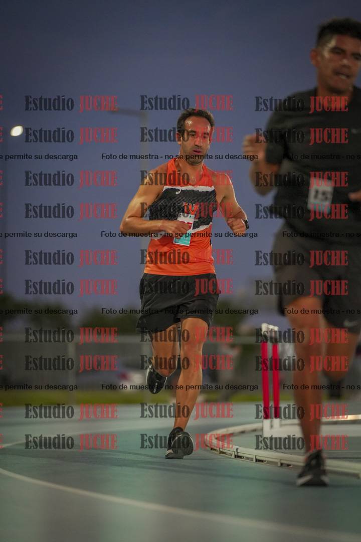Fotos de los 3000 m llanos de varones