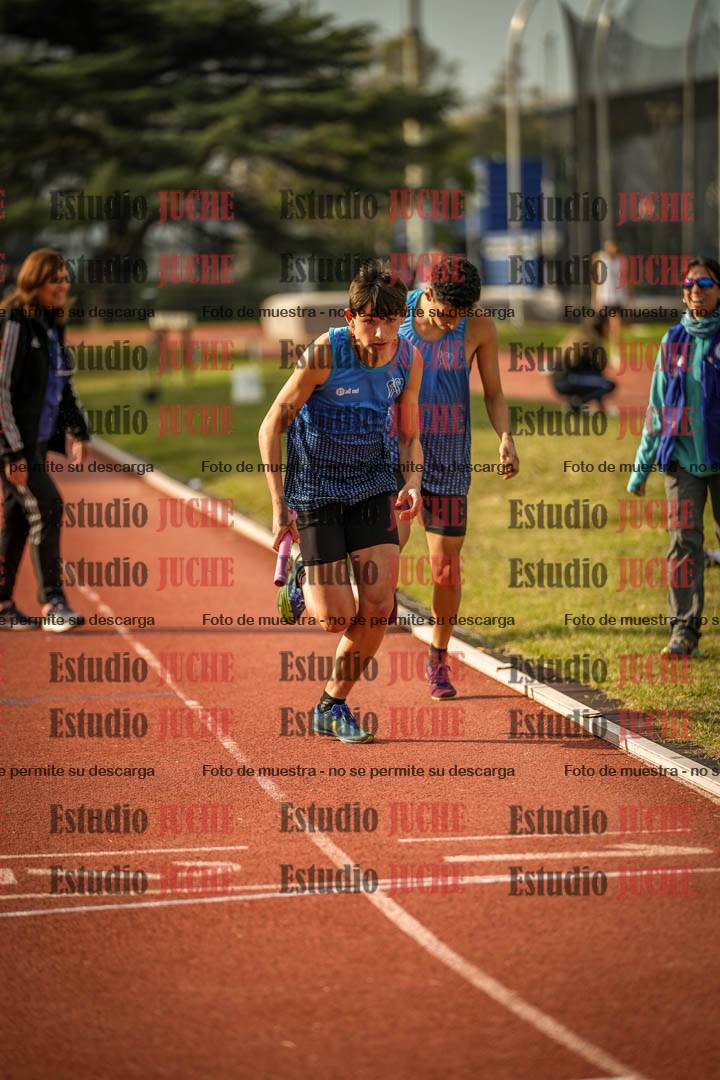 Fotos de las postas 4x400 m llanos de varones