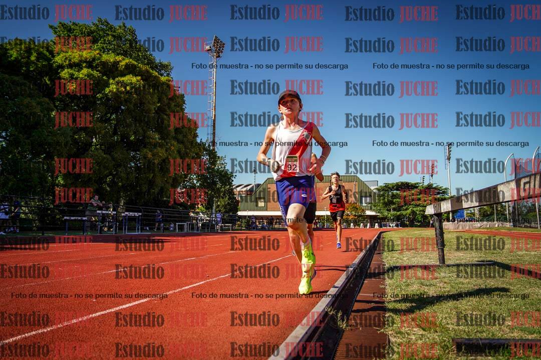 Fotos de los 1200 m llanos de varones