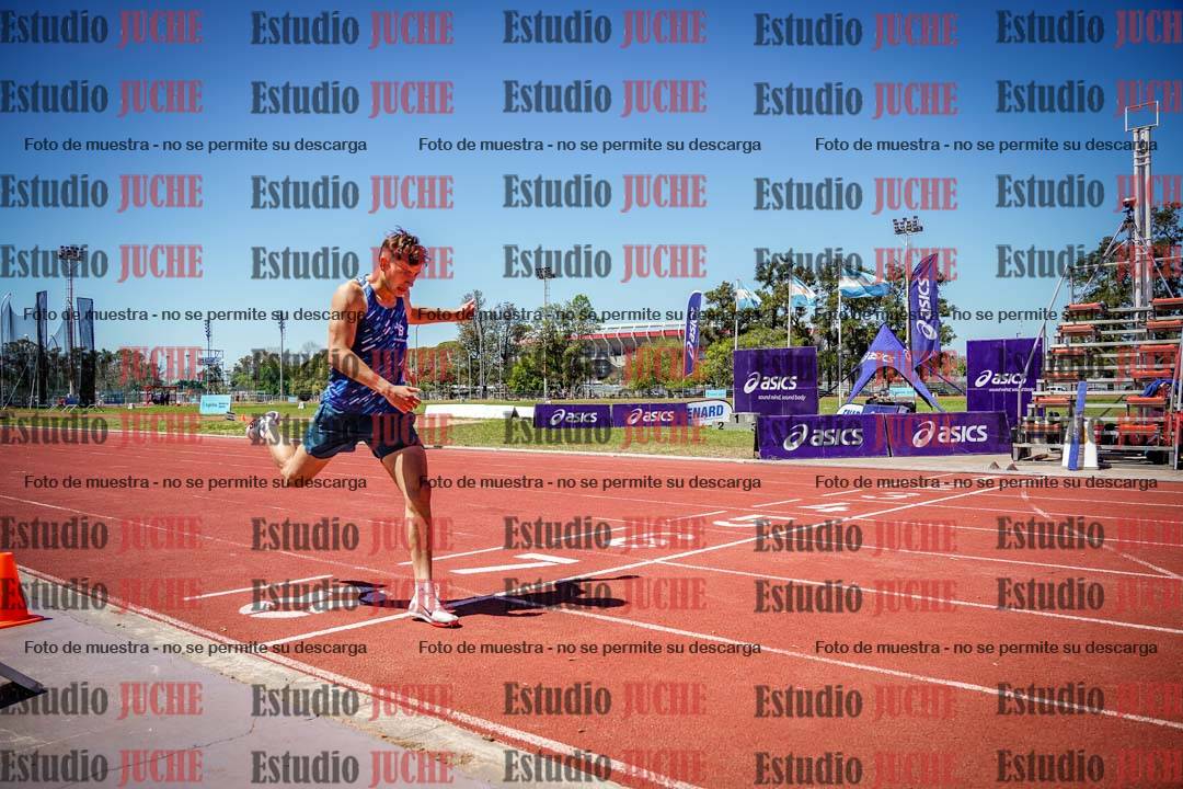 Fotos de los 400 m llanos de varones