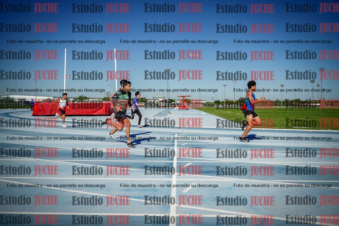 Fotos de los 150 m llanos de varones