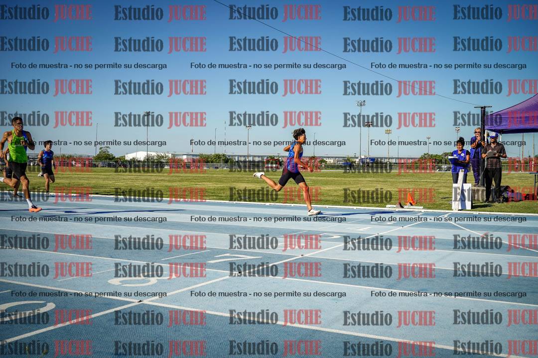 Fotos de los 400 m llanos de varones