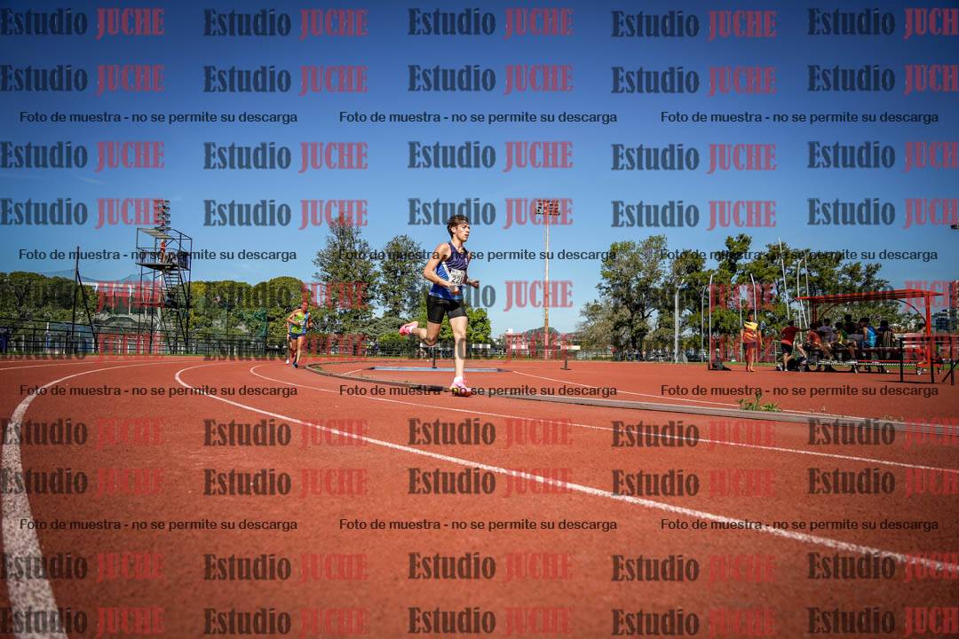 Fotos de los 5000 m llanos de mujeres y varones