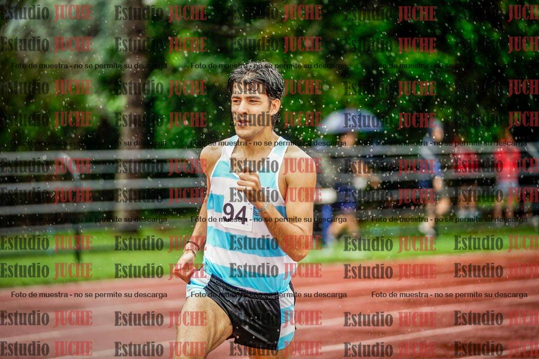 Fotos de los 800 m de varones